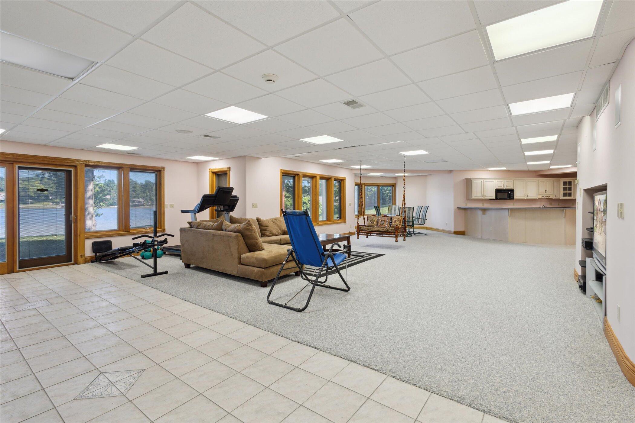 6076 Browns Lake Road Jackson, MI 49203 - Photo 53 of 90 52 Lvl B Rec Room