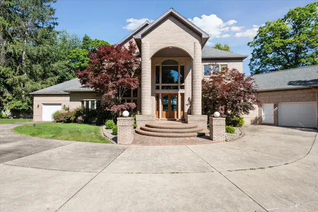 $1,195,000 | 6076 Browns Lake Road, Jackson, MI 49203