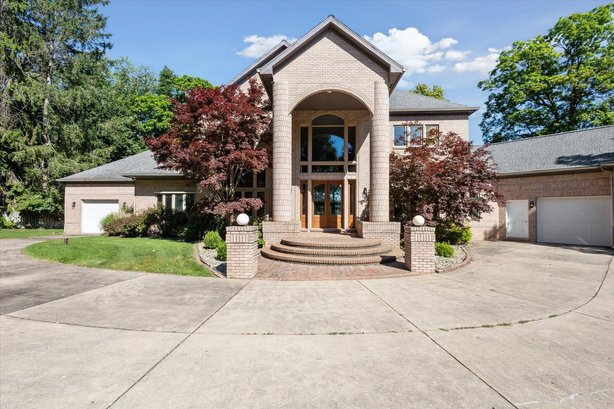 6076 Browns Lake Road Jackson, MI 49203 - Photo 6 of 90 5 Front