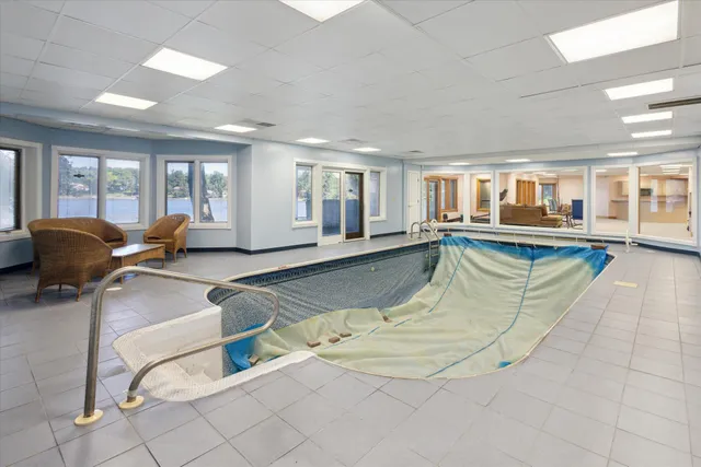 $1,195,000 | 6076 Browns Lake Road, Jackson, MI 49203