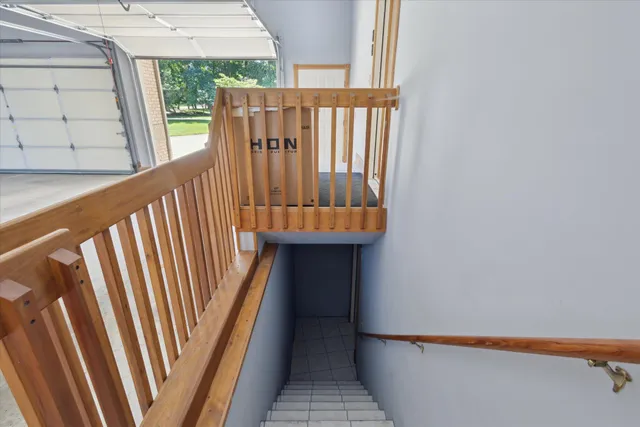 $1,195,000 | 6076 Browns Lake Road, Jackson, MI 49203