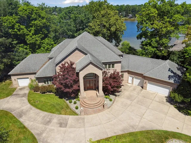 $1,195,000 | 6076 Browns Lake Road, Jackson, MI 49203