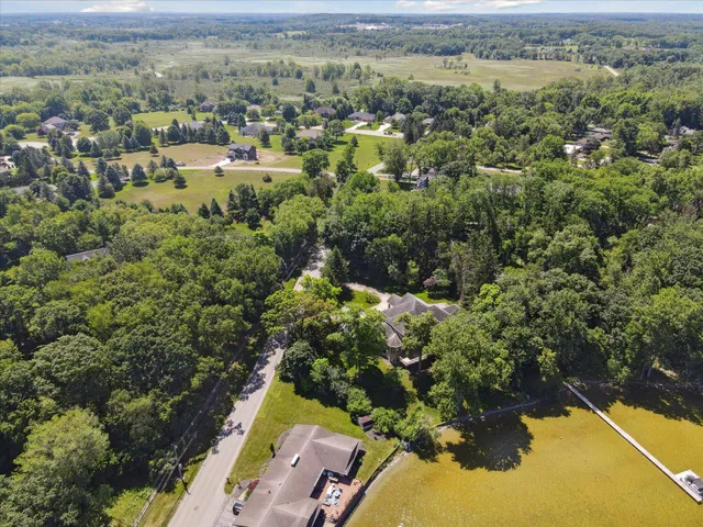 $1,195,000 | 6076 Browns Lake Road, Jackson, MI 49203