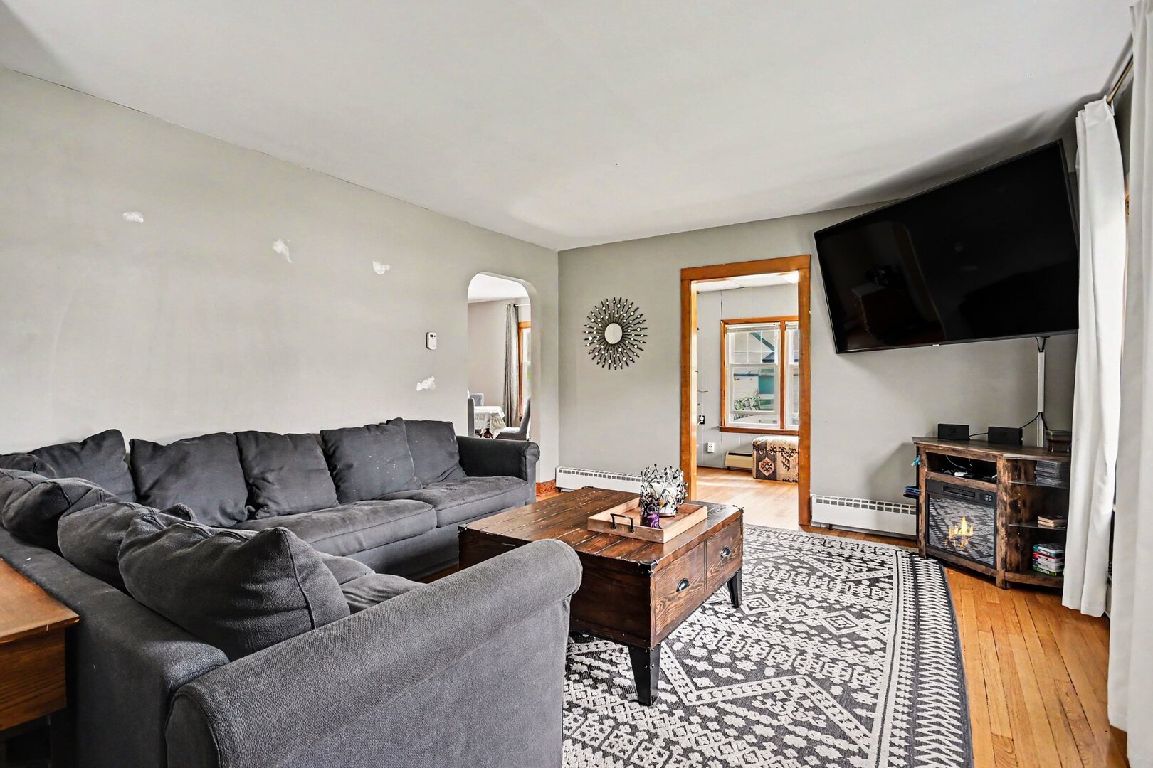8901 Elm Avenue Burr Ridge, IL 60527 - Photo 4 of 26