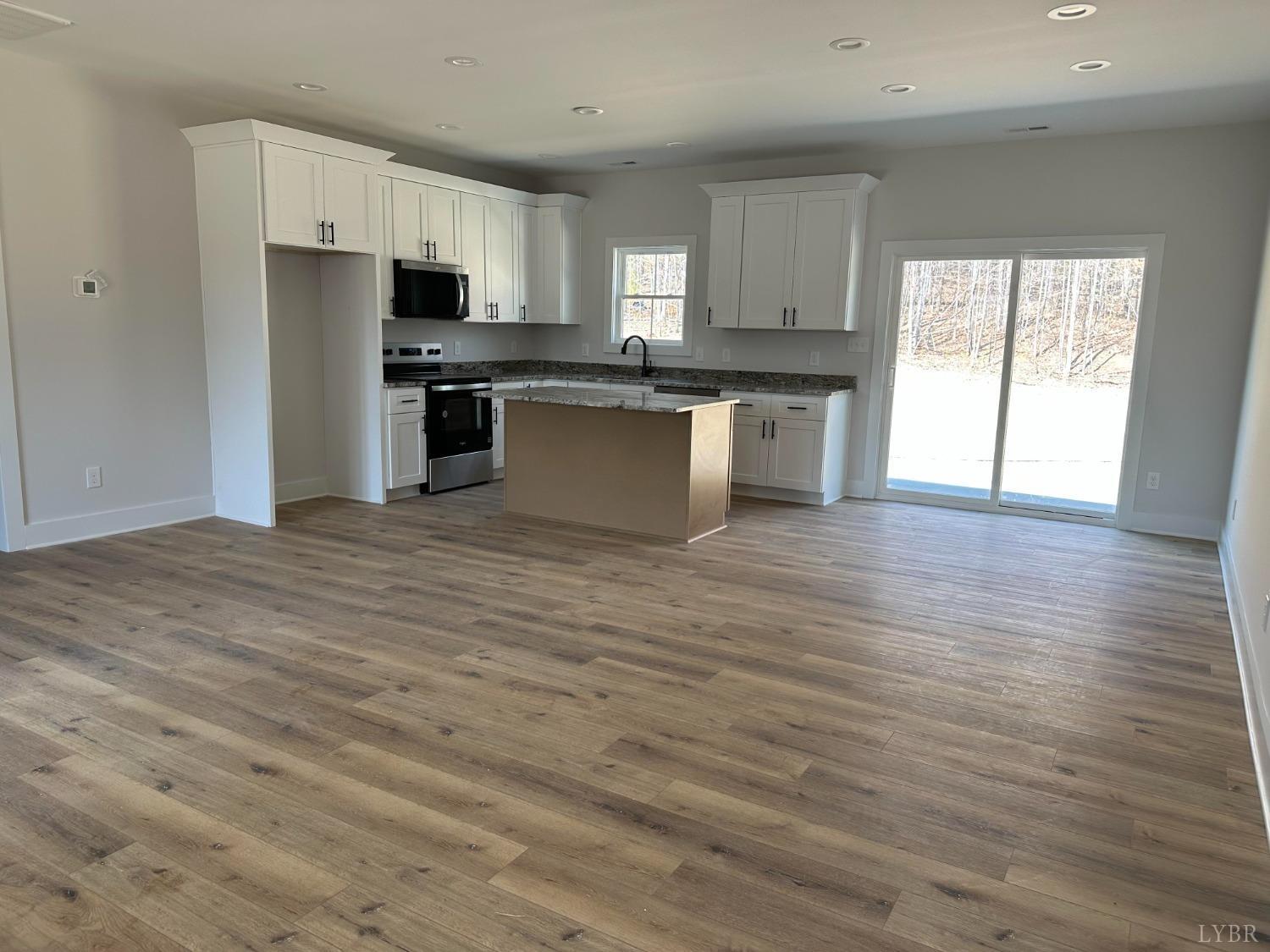 2439 English Tavern Road Lynchburg, VA 24501 - Photo 10 of 31