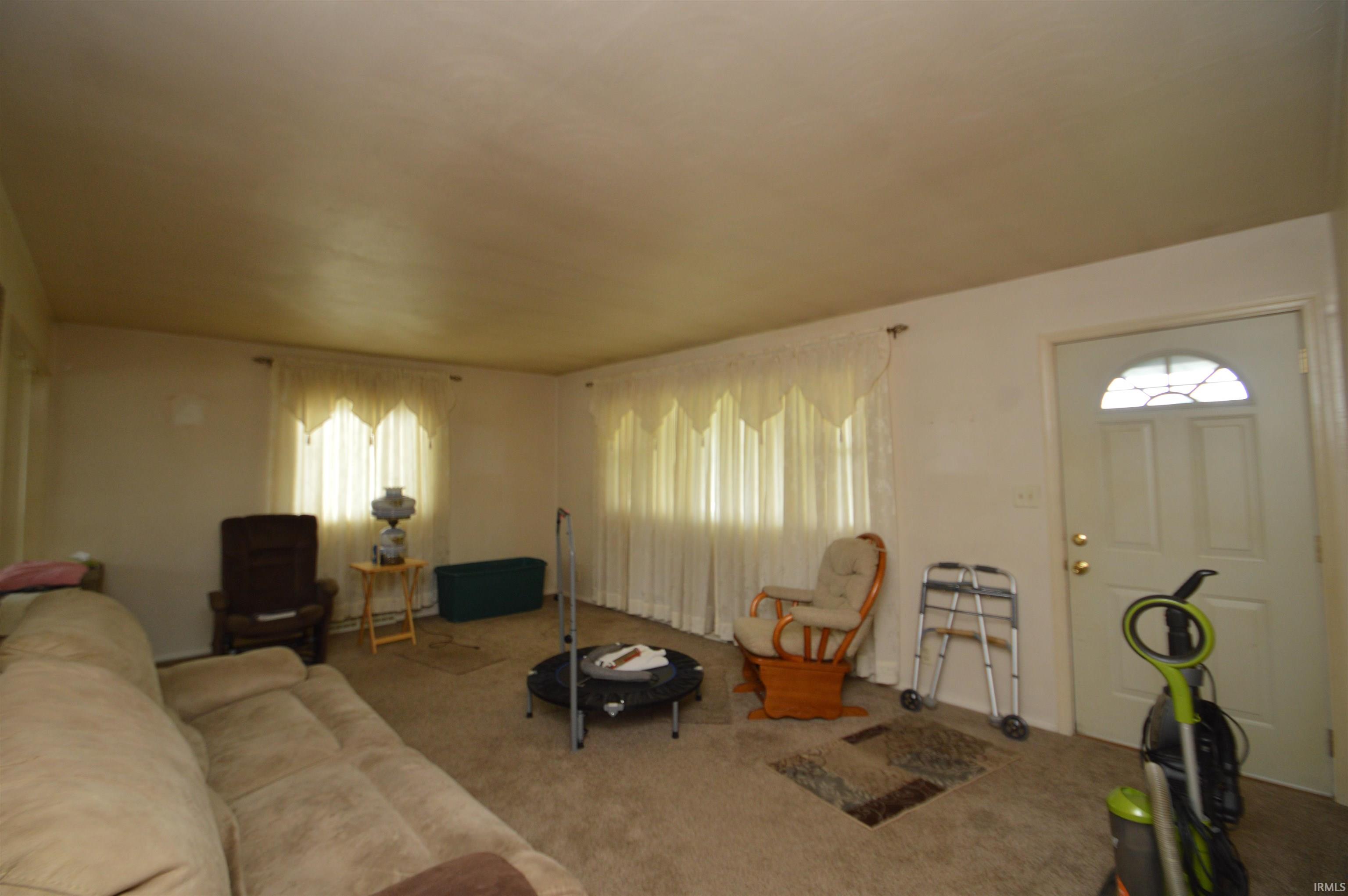 2808 Edison Road South Bend, IN 46615 - Photo 2 of 15