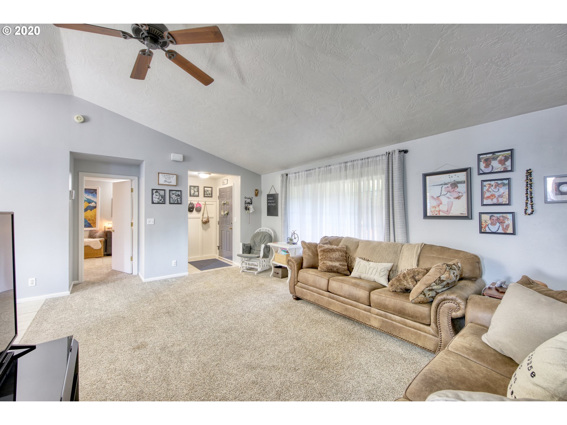 4990 Forsythia Street Springfield, OR 97478 - Photo 8 of 32
