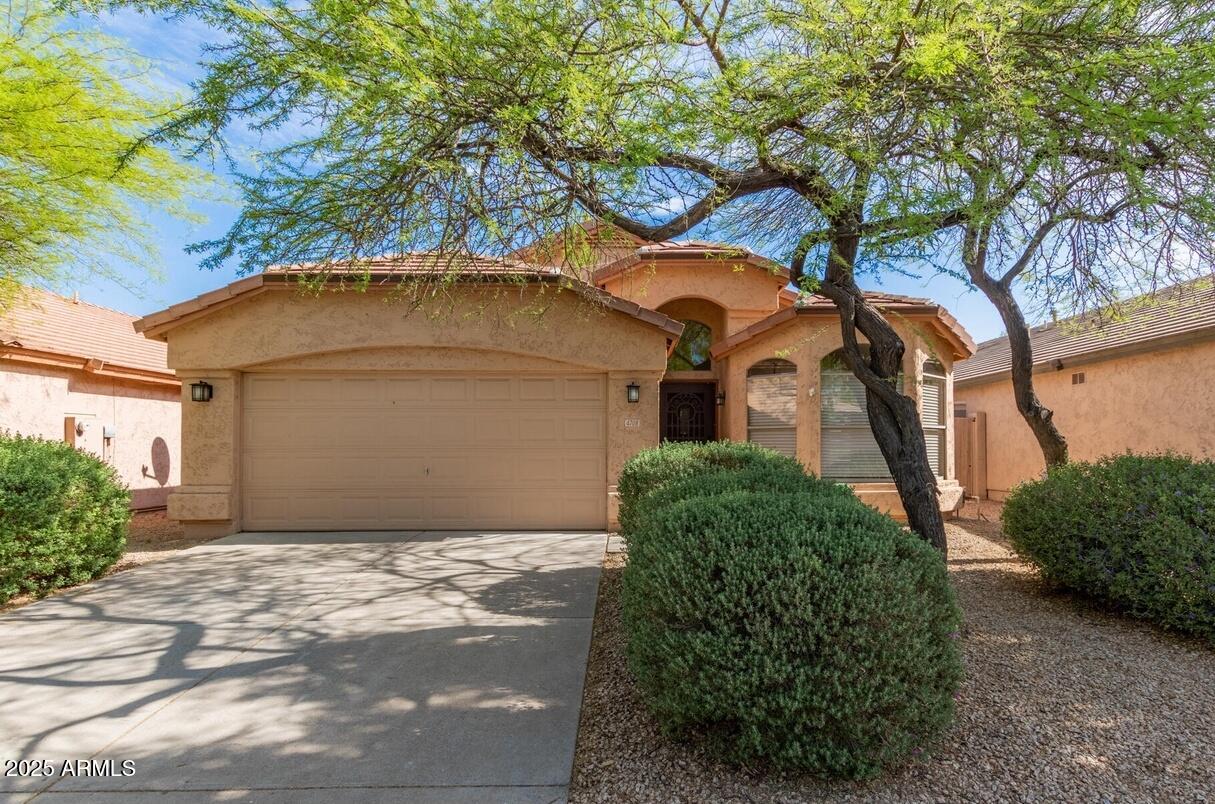 4708 East Weaver Road Phoenix, AZ 85050 - Photo 1 of 15 Weaver front