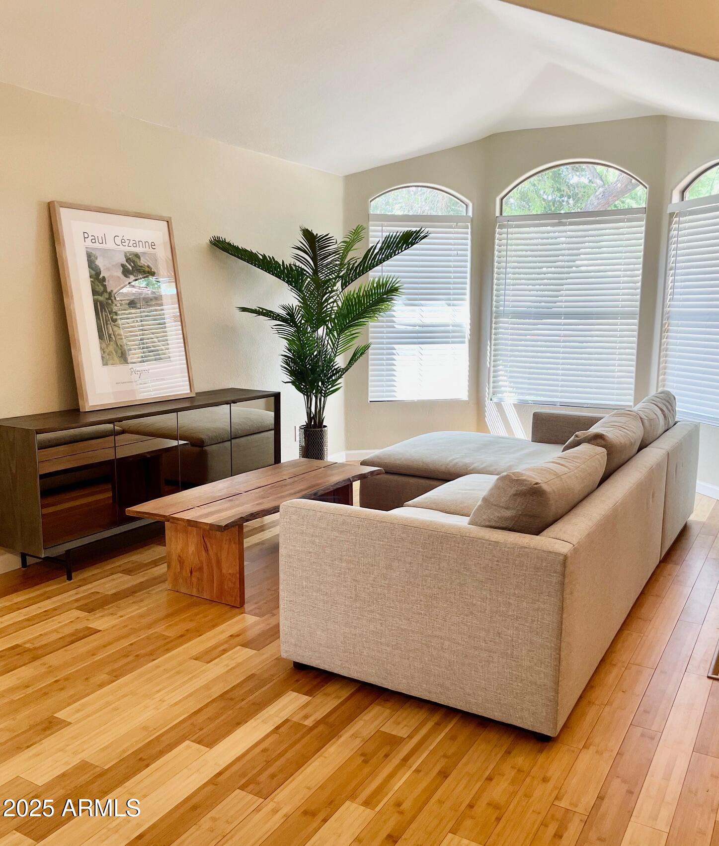 4708 East Weaver Road Phoenix, AZ 85050 - Photo 2 of 15 Living room