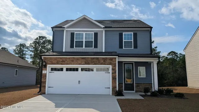 $403,900 | 38 Umbrella Palm Drive, Hampstead, NC 28443