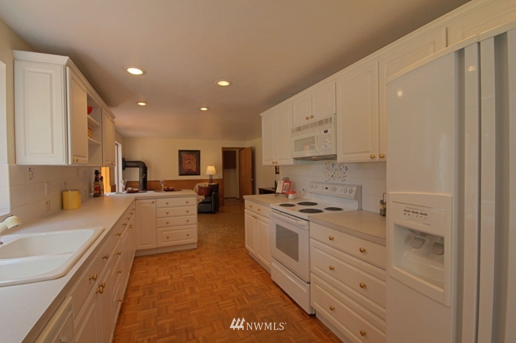 24317 23rd Avenue West Bothell, WA 98021 - Photo 6 of 24