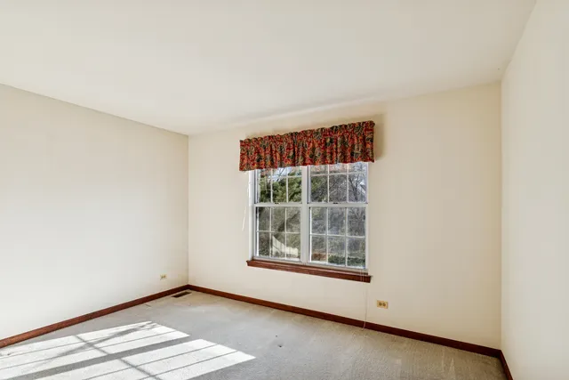 $399,950 | 1166 Hummingbird Lane, Grayslake, IL 60030