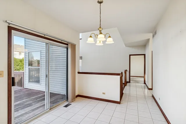 $399,950 | 1166 Hummingbird Lane, Grayslake, IL 60030