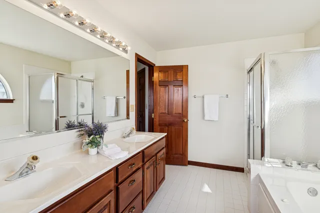 $399,950 | 1166 Hummingbird Lane, Grayslake, IL 60030