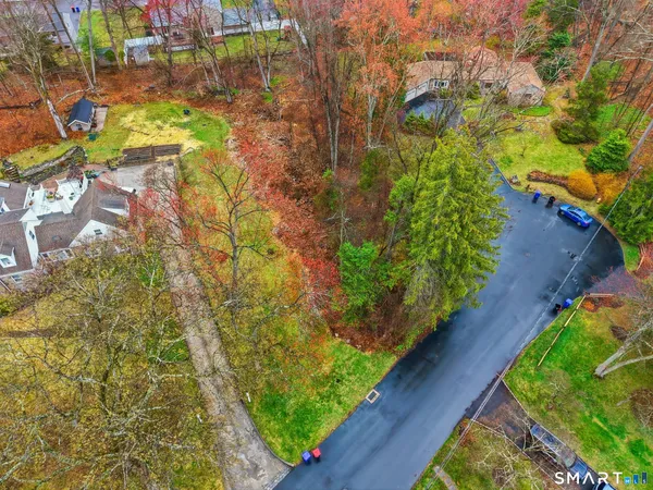 $375,000 | 42 Deerwood Manor, Norwalk, CT 06851