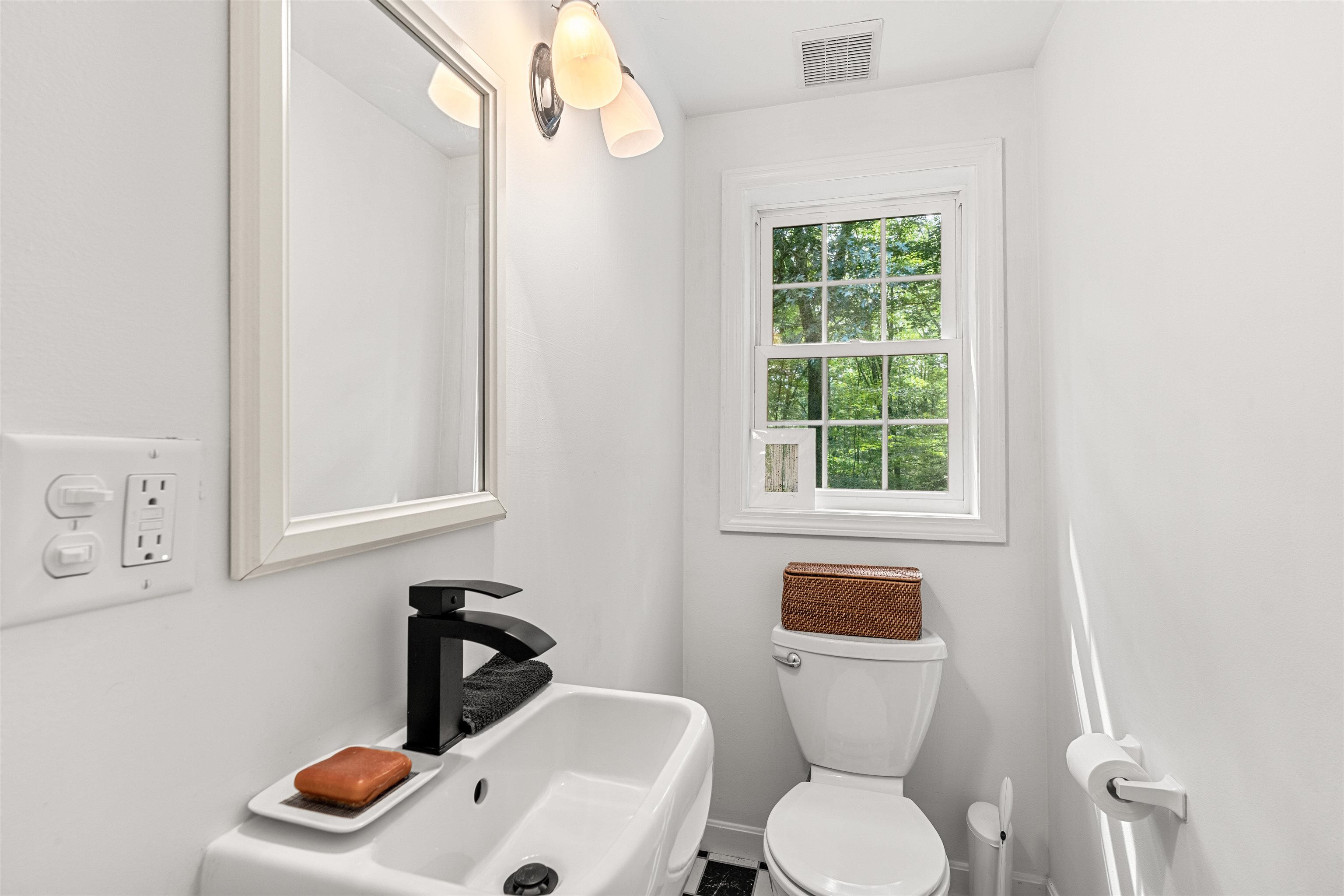 292 Rte 13 Brookline, NH 03033 - Photo 13 of 37 Gallery Image 13