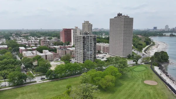 $175,000 | 6730 South South Shore Drive, Unit 604, Chicago, IL 60649