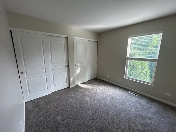 $2,600 | 508 Metropolitan Street, Aurora, IL 60502