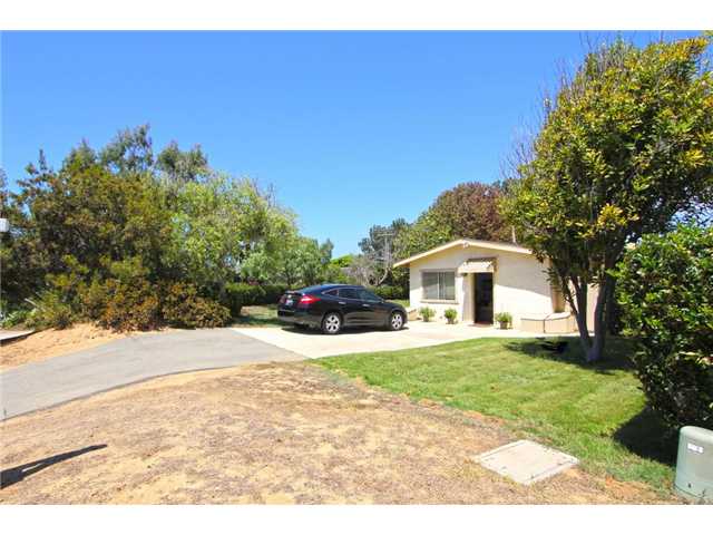 508 Warwick Avenue Cardiff, CA 92007 - Photo 11 of 25 So much space to expand. City says build up to 6000 sq. ft on this property. 1/3 acre level!