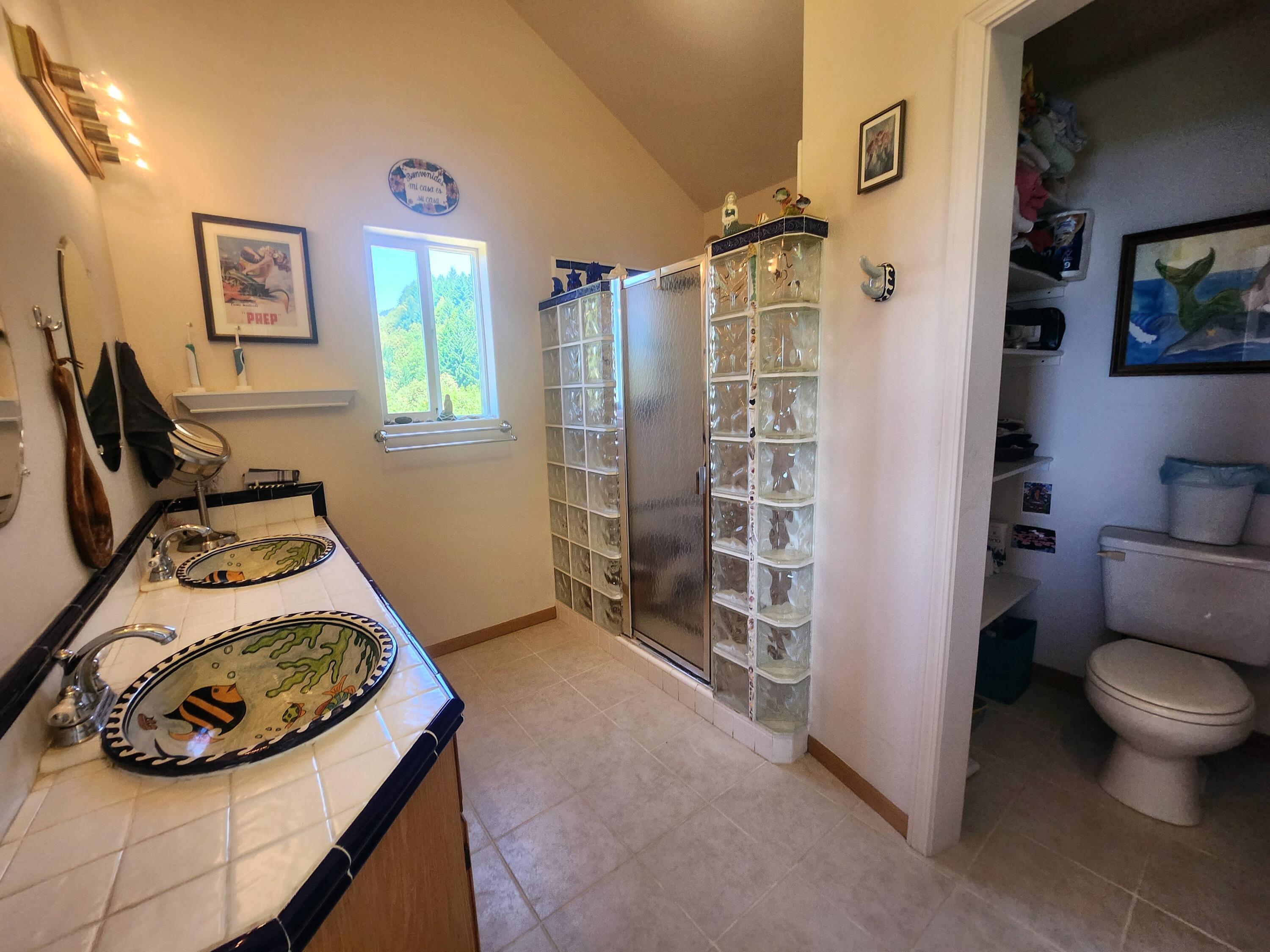 10 Telegraph Creek Road Whitethorn, CA 95589 - Photo 41 of 59