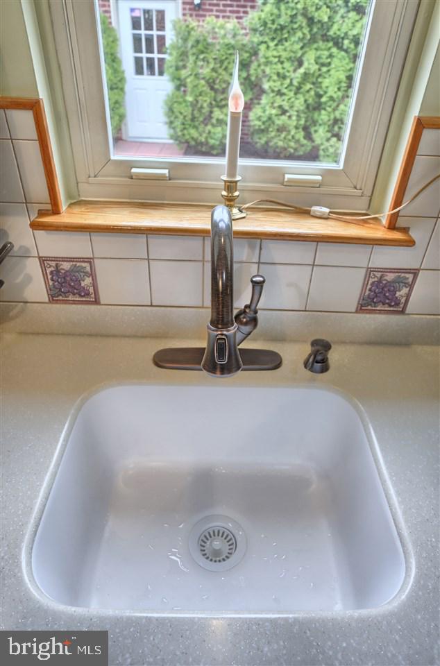 313 Feeser Road Harrisburg, PA 17109 - Photo 9 of 25 Gallery Image 9