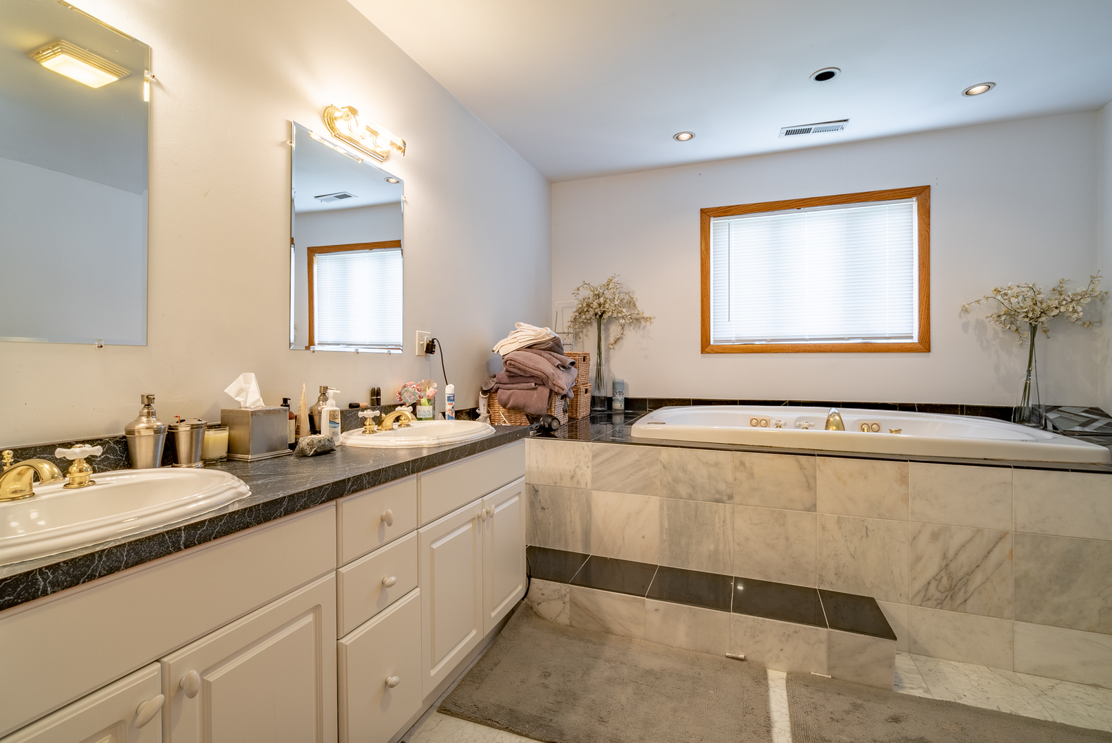 3408 Linneman Street Glenview, IL 60025 - Photo 15 of 24