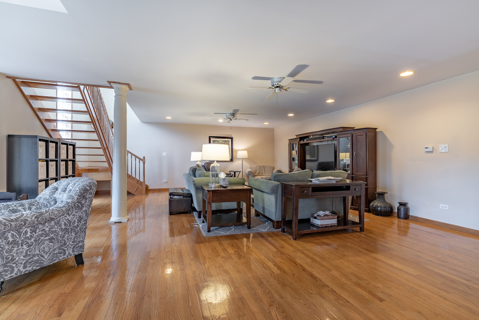 3408 Linneman Street Glenview, IL 60025 - Photo 5 of 24