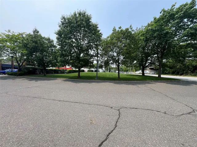 a sign that is on the side of the road