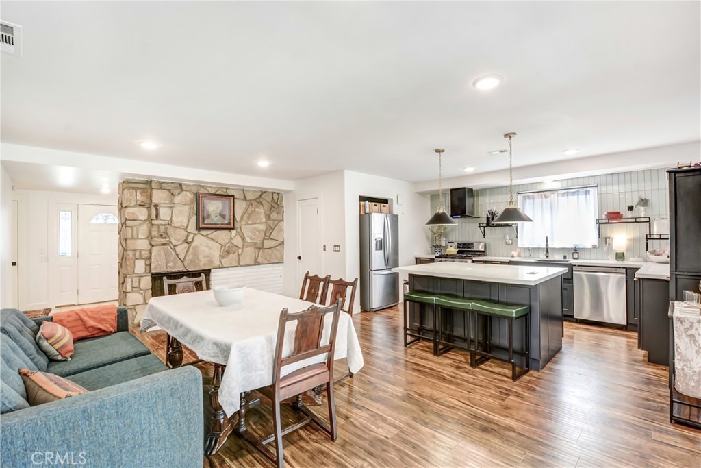 458 Termino Avenue Corona, CA 92879 - Photo 11 of 24