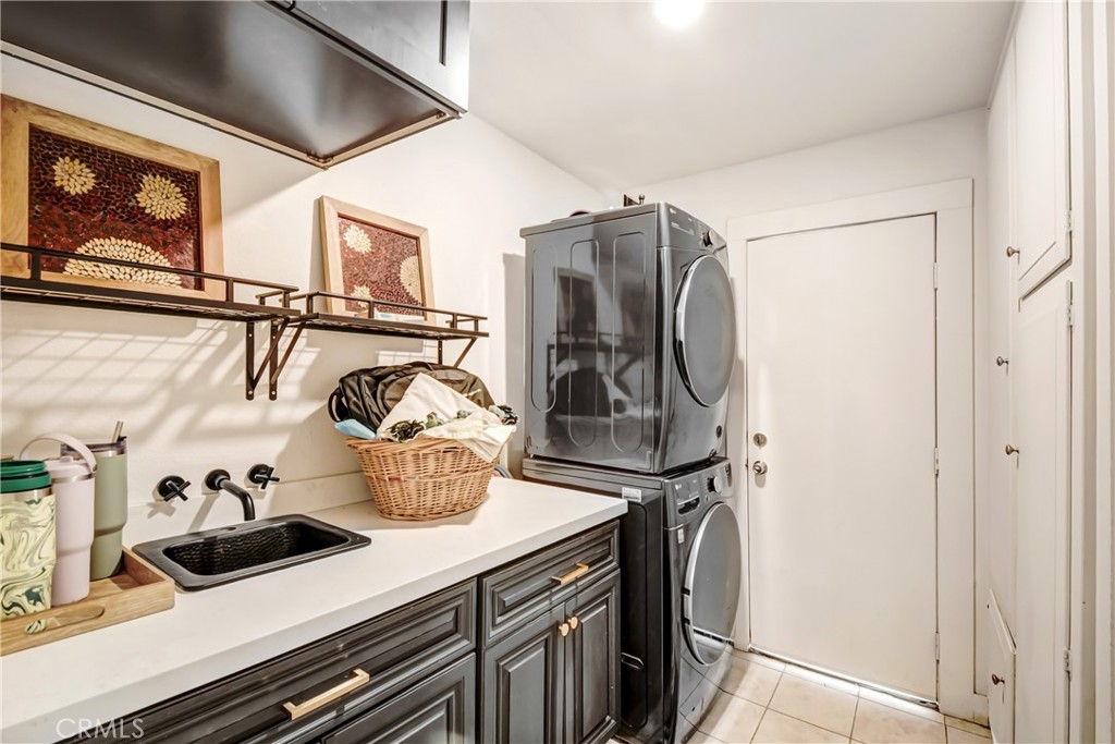 458 Termino Avenue Corona, CA 92879 - Photo 14 of 24