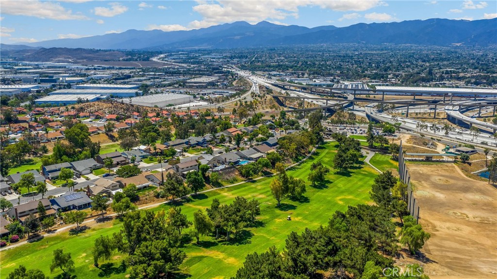 458 Termino Avenue Corona, CA 92879 - Photo 6 of 24