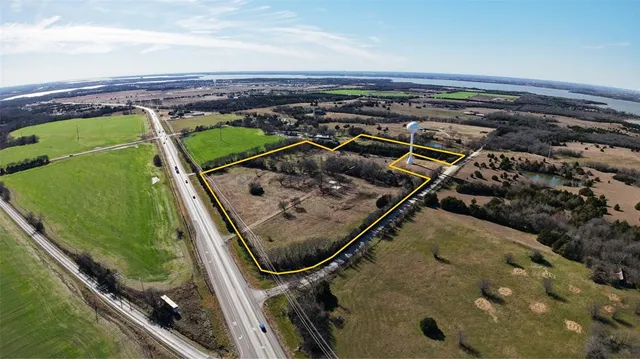 an aerial view of a backyard