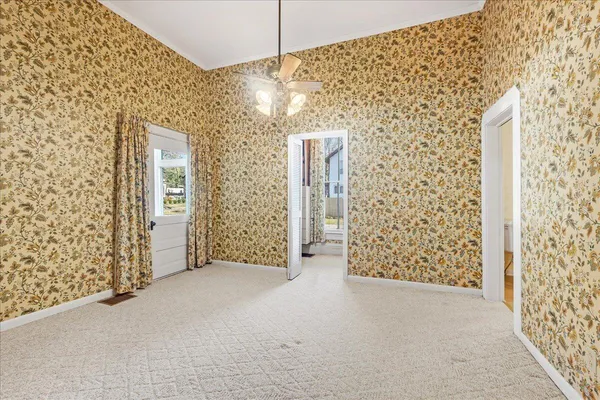 $395,000 | 517 Laurel Avenue, South Pittsburg, TN 37380