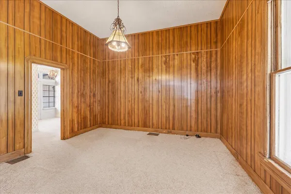 $395,000 | 517 Laurel Avenue, South Pittsburg, TN 37380