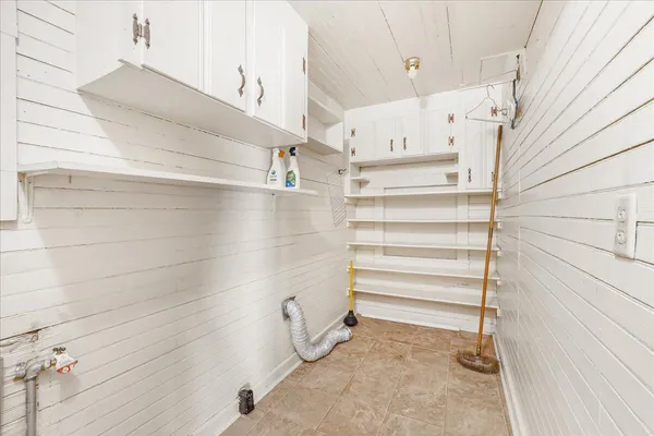 $395,000 | 517 Laurel Avenue, South Pittsburg, TN 37380