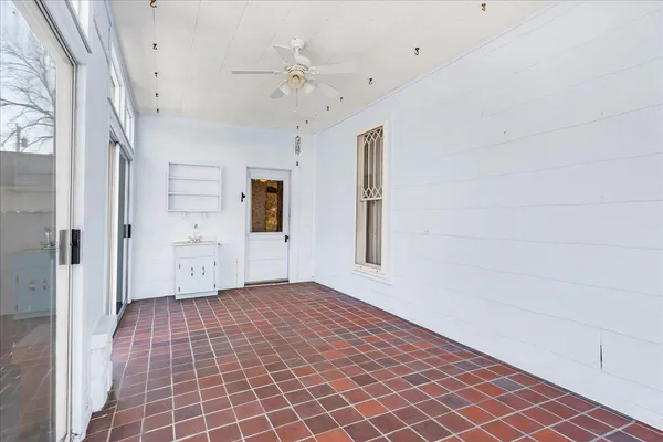 $395,000 | 517 Laurel Avenue, South Pittsburg, TN 37380