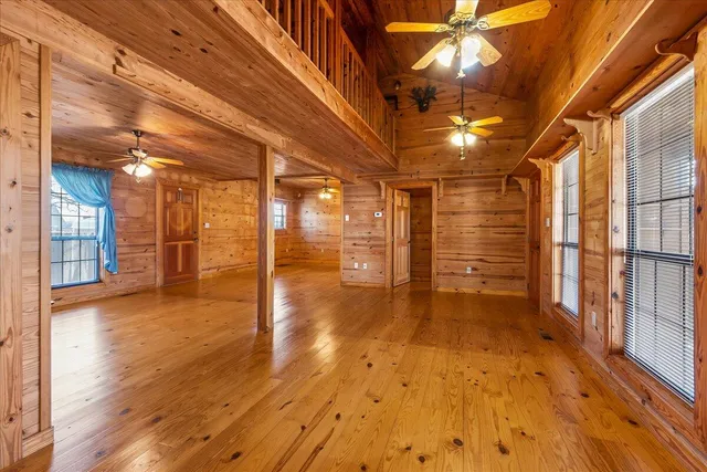 $395,000 | 517 Laurel Avenue, South Pittsburg, TN 37380