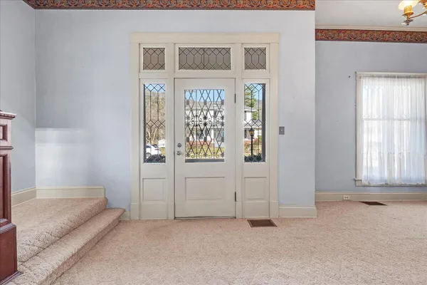 $395,000 | 517 Laurel Avenue, South Pittsburg, TN 37380