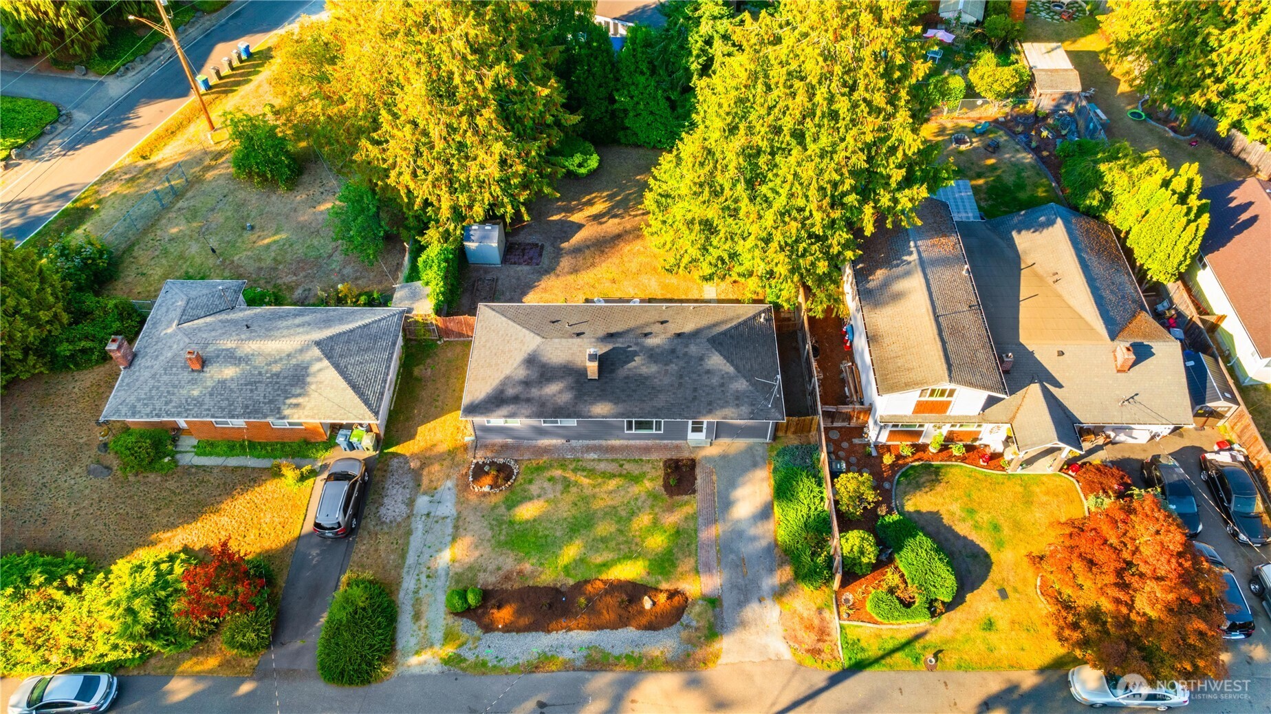 8423 198th Street Southwest Edmonds, WA 98026 - Photo 23 of 26 a view of swimming pool
