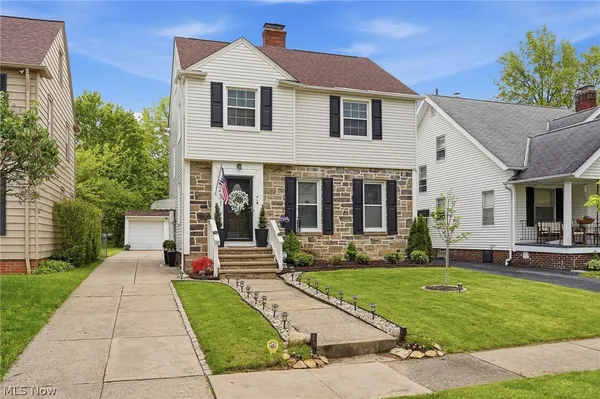 $289,000 | 2231 Brockway Road, University Heights, OH 44118