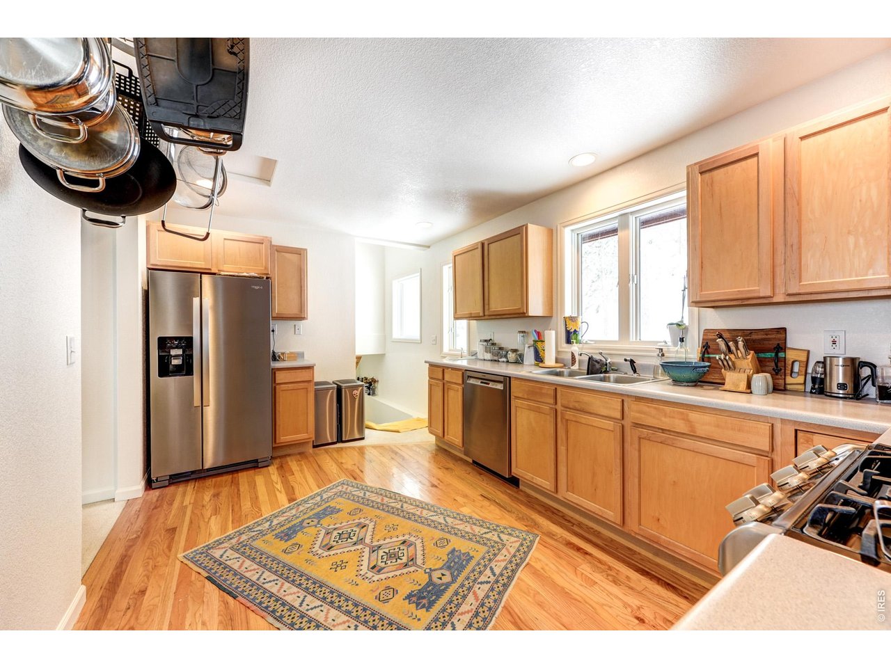 7 Ronnie Road Golden, CO 80403 - Photo 5 of 38