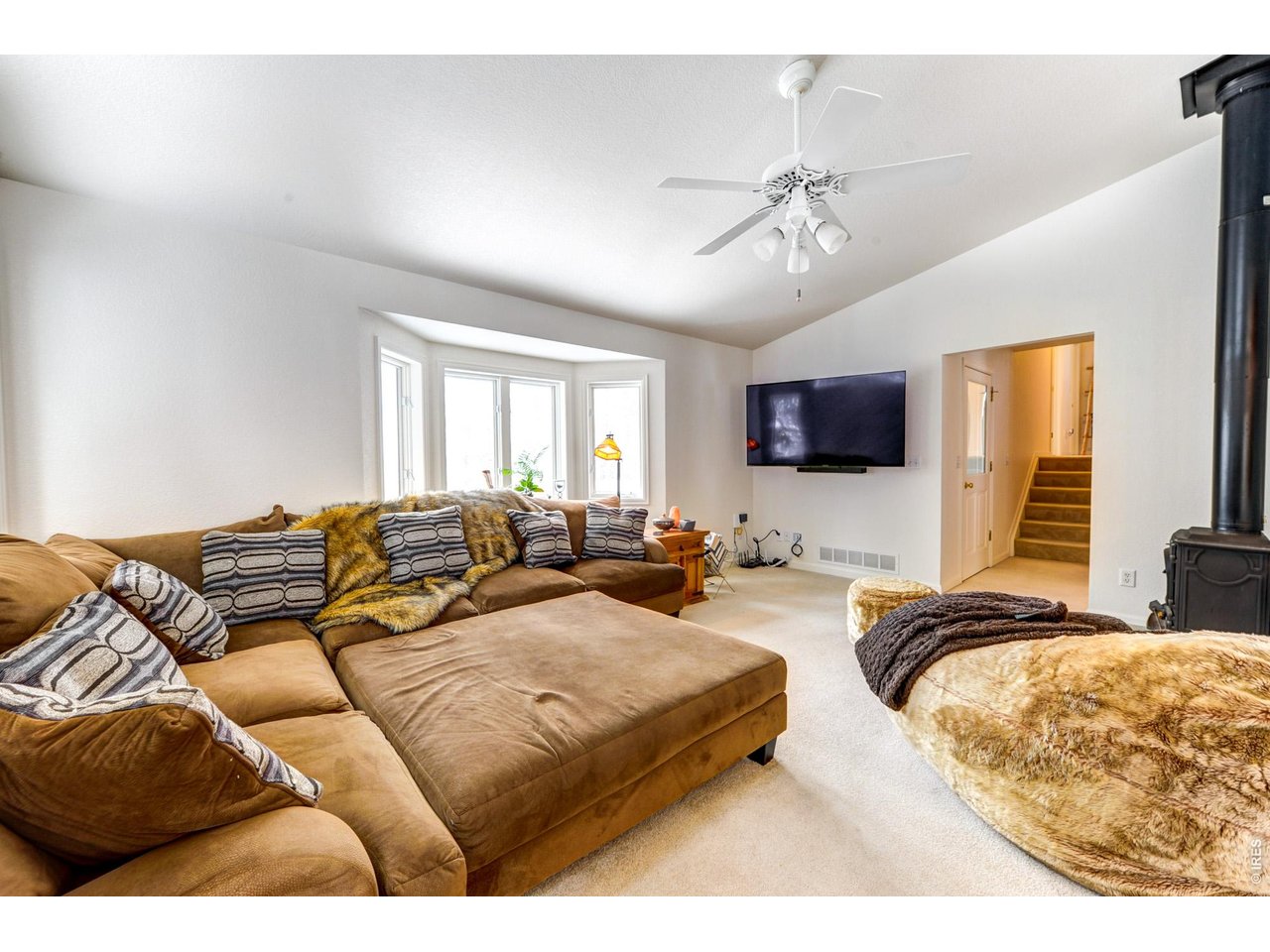 7 Ronnie Road Golden, CO 80403 - Photo 8 of 38