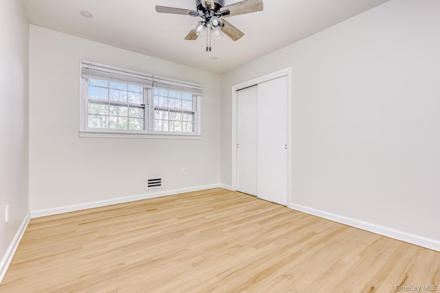 129 East Willow Tree Road Spring Valley, NY 10977 - Photo 16 of 30