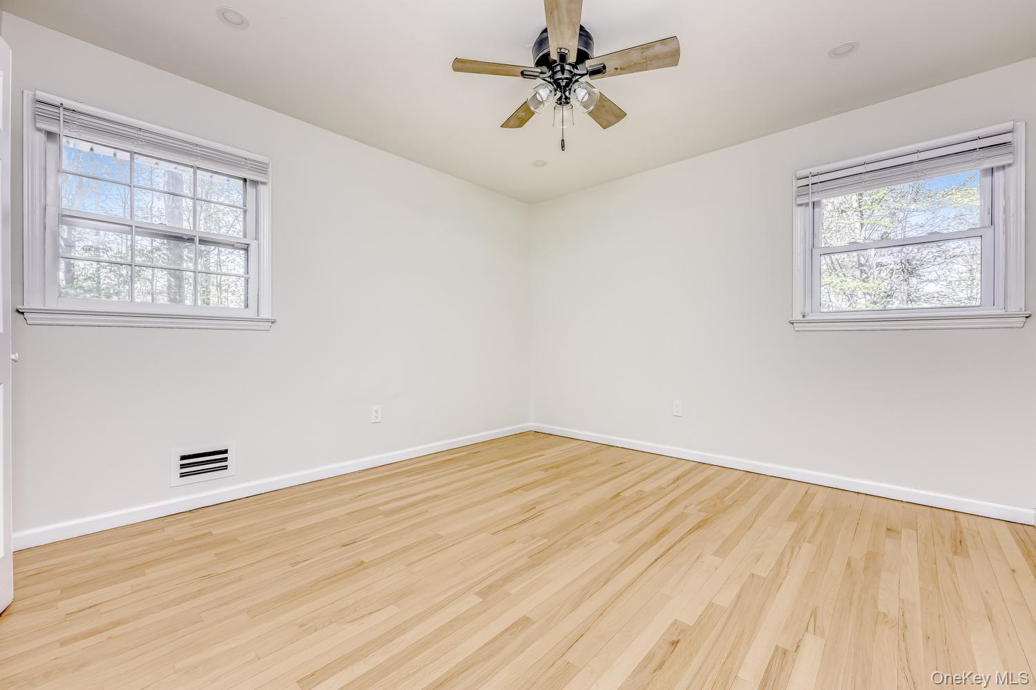 129 East Willow Tree Road Spring Valley, NY 10977 - Photo 22 of 30