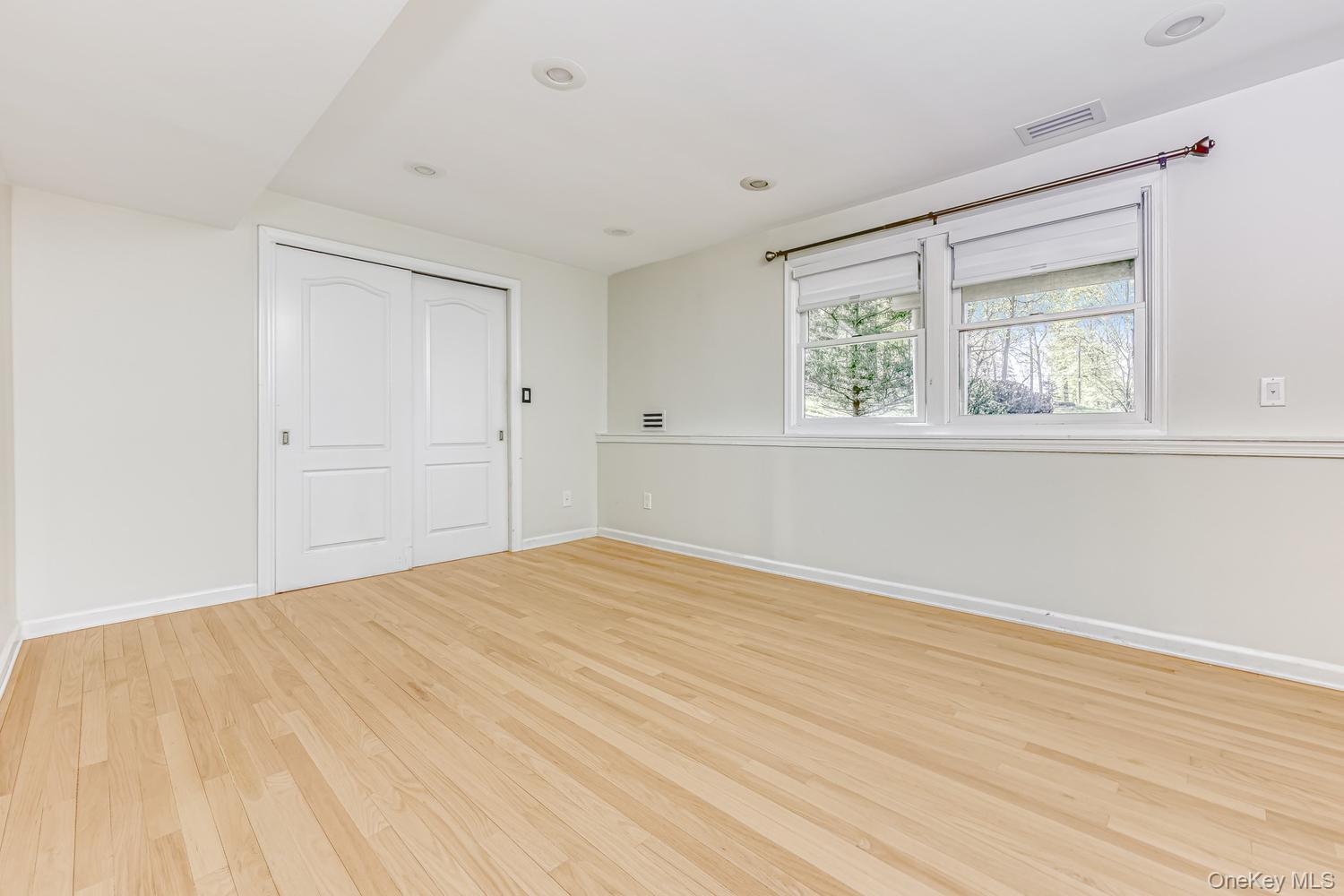 129 East Willow Tree Road Spring Valley, NY 10977 - Photo 29 of 30