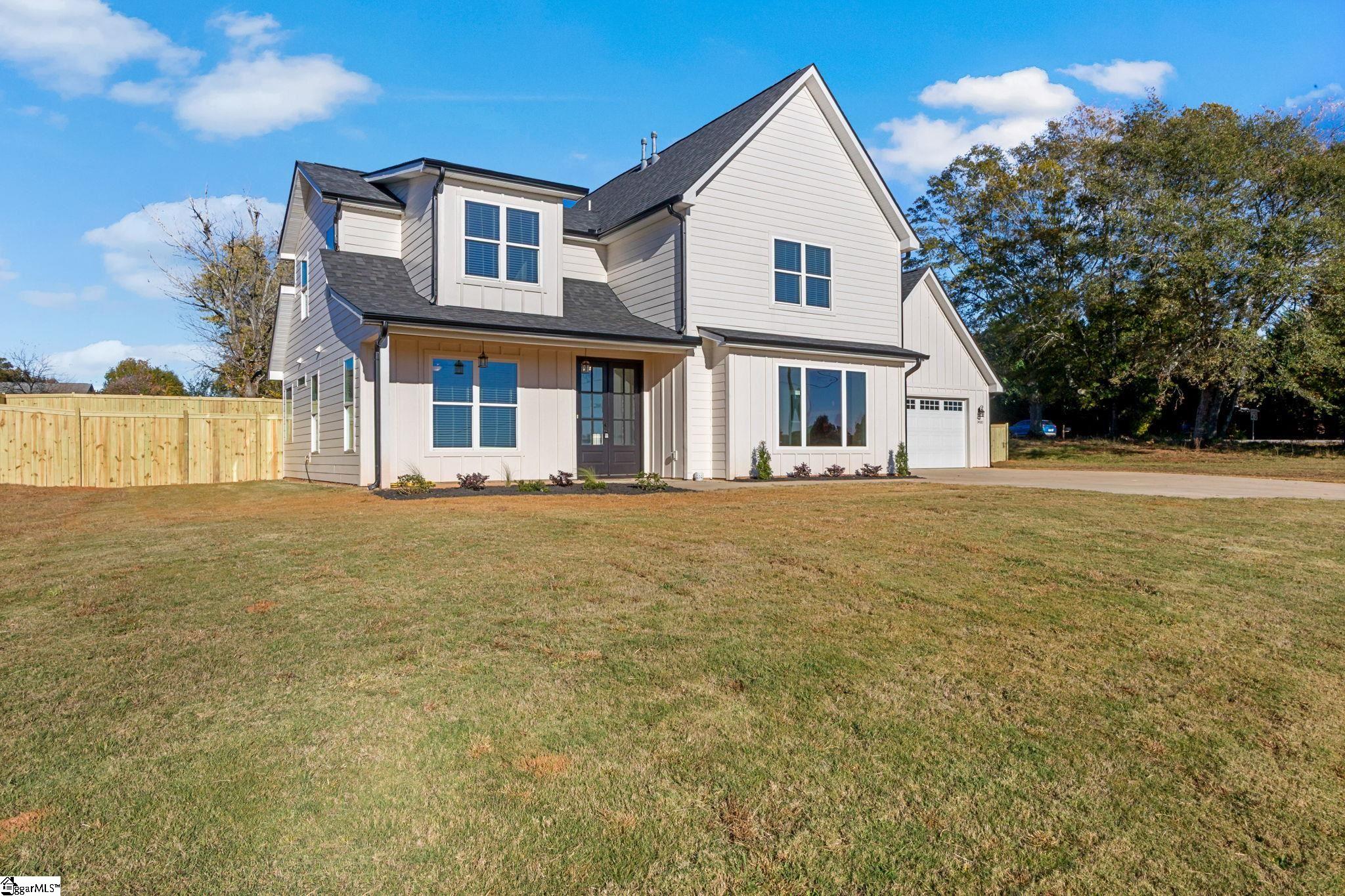 3400 Pennington Road Greer, SC 29651 - Photo 2 of 32