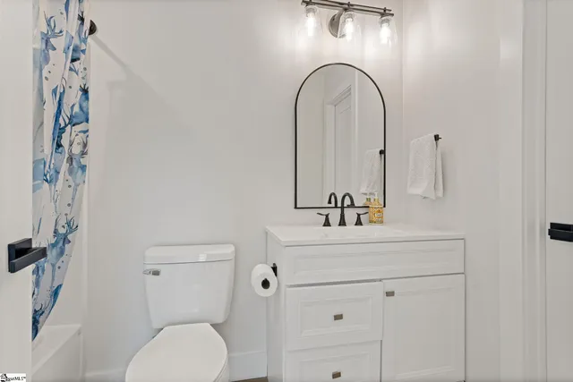 $569,900 | 3400 Pennington Road, Greer, SC 29651