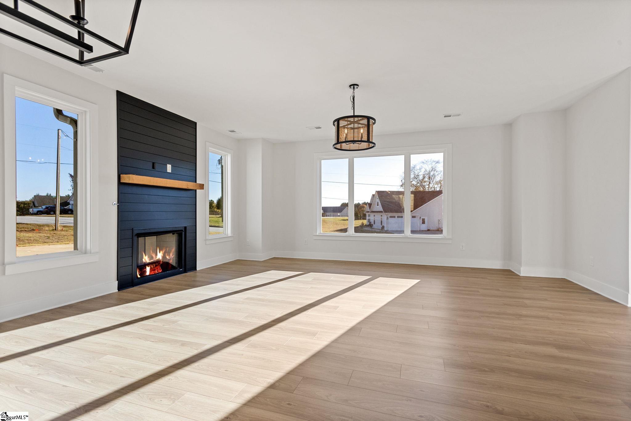 3400 Pennington Road Greer, SC 29651 - Photo 7 of 32