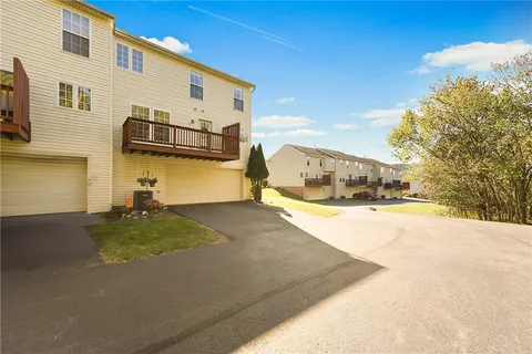 $298,000 | 931 Royal Court, Canonsburg, PA 15317