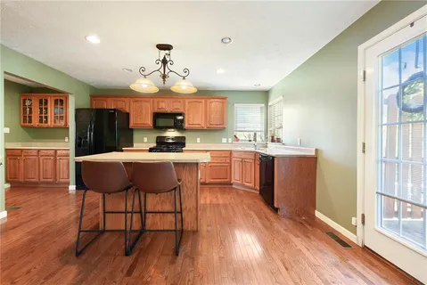 $298,000 | 931 Royal Court, Canonsburg, PA 15317